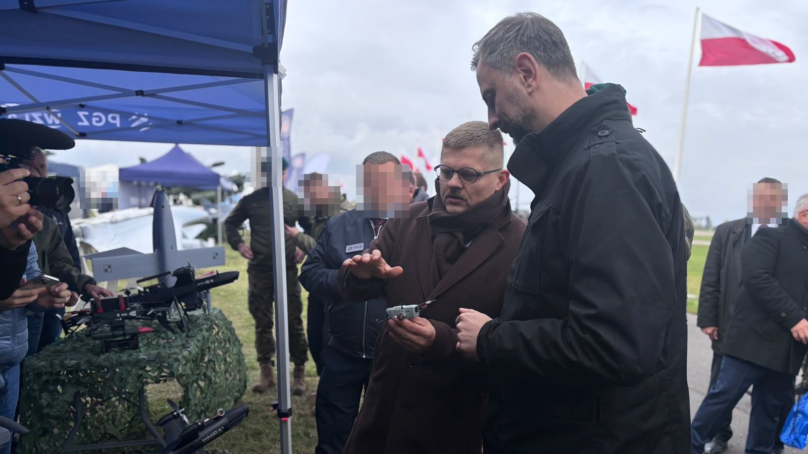 Prezentacja BSP Pchła pod namiotem PGZ WZL-2 na ćwiczeniach Blue Eye 26